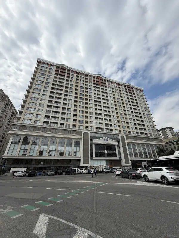 Kirayə verilir 3 otaqlı mənzil 120 m²
