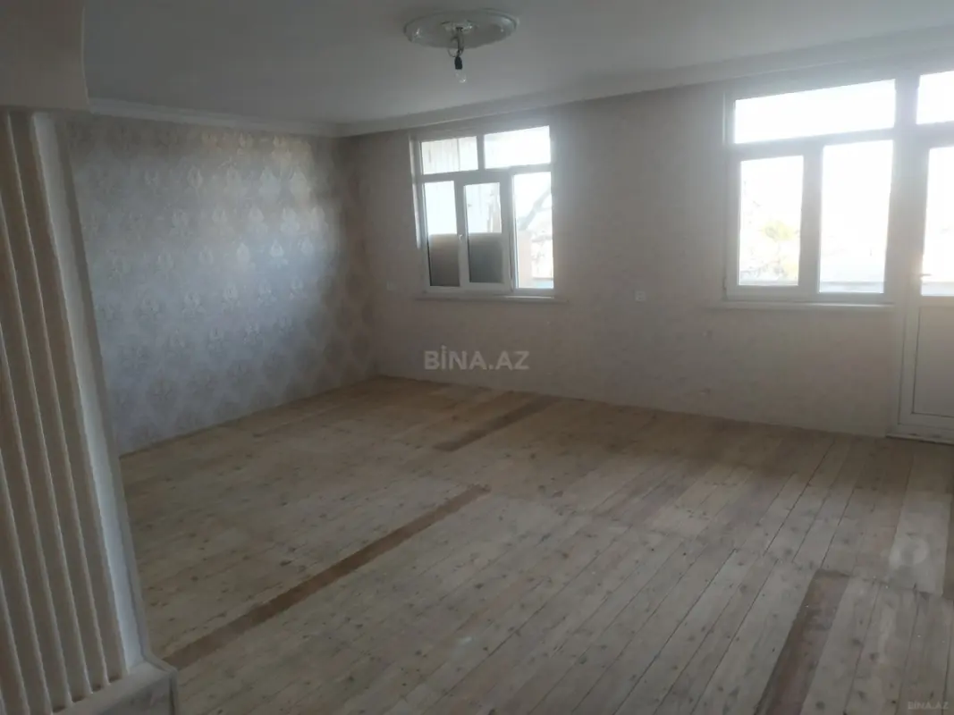 Satılır 4 otaqlı mənzil 104 m²