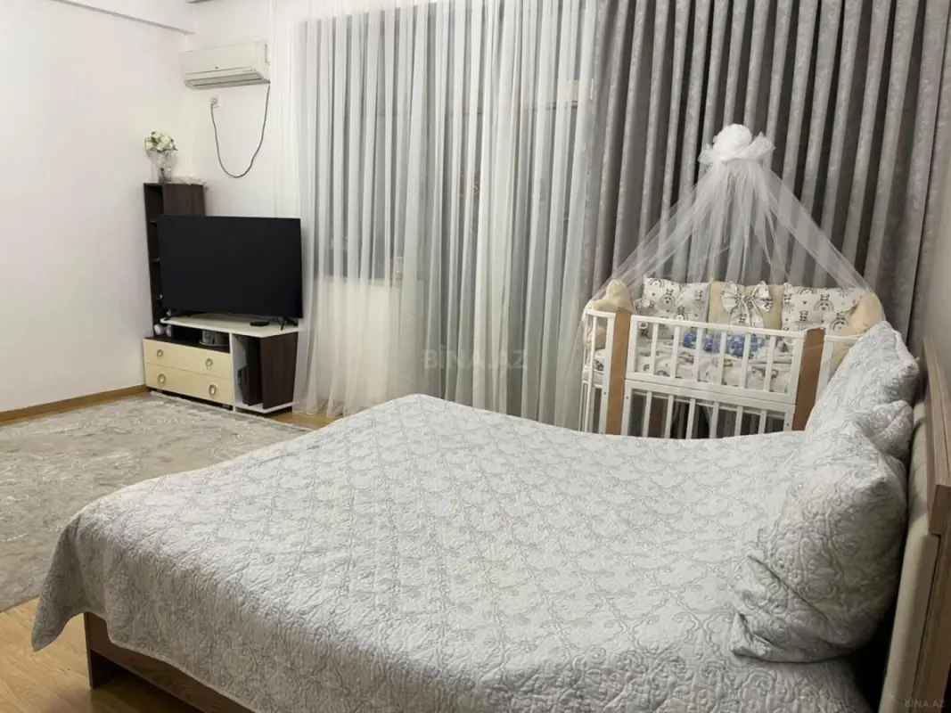 Kirayə verilir 1 otaqlı mənzil 70 m²