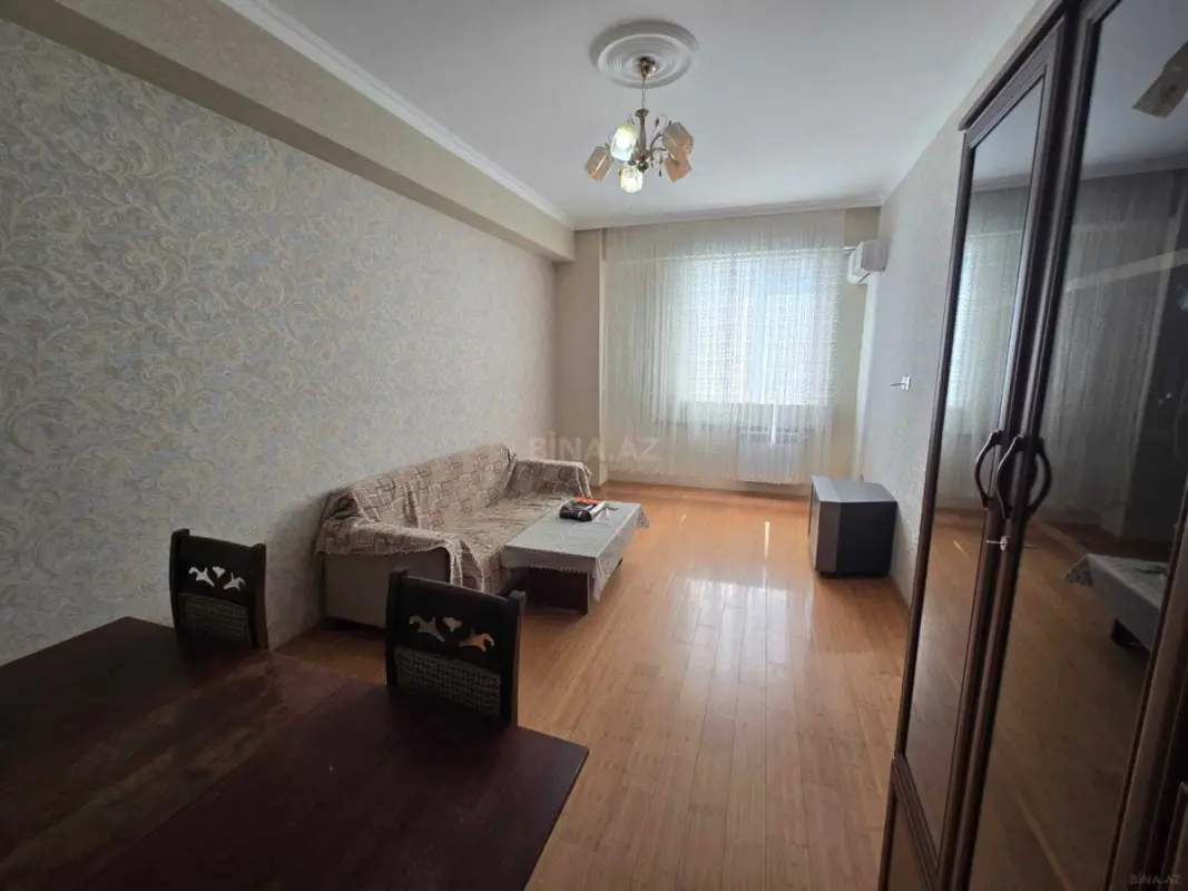 Satılır 2 otaqlı mənzil 52 m²