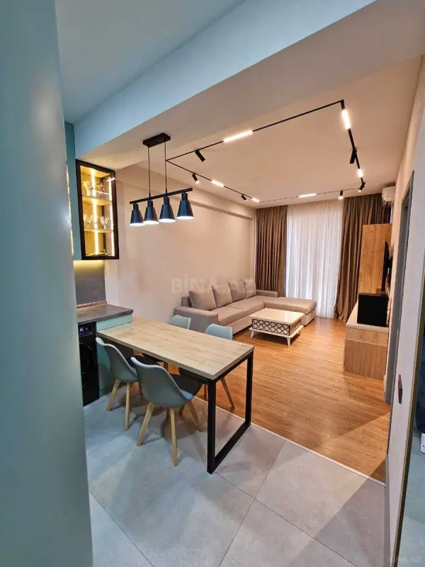 Kirayə verilir 2 otaqlı mənzil 45 m²