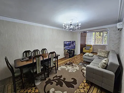 Satılır 2 otaqlı mənzil 55 m² — Bakı, İnşaatçılar 2 otaq 55.00 m²