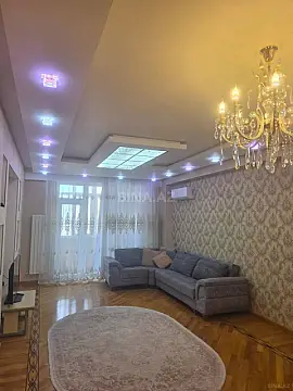 Kirayə verilir 3 otaqlı mənzil 135 m² — Bakı 3 otaq 135.00 m²
