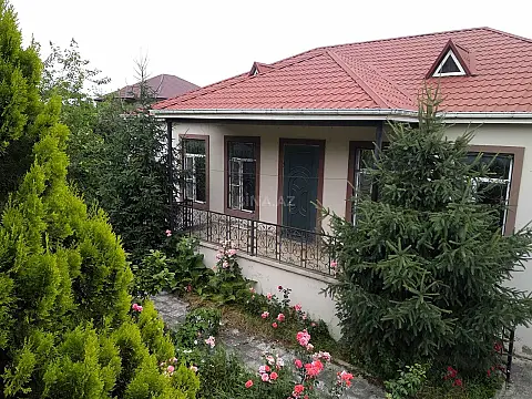 Satılır 5 otaqlı həyət evi 170 m² — Quba 5 otaq 170.00 m²