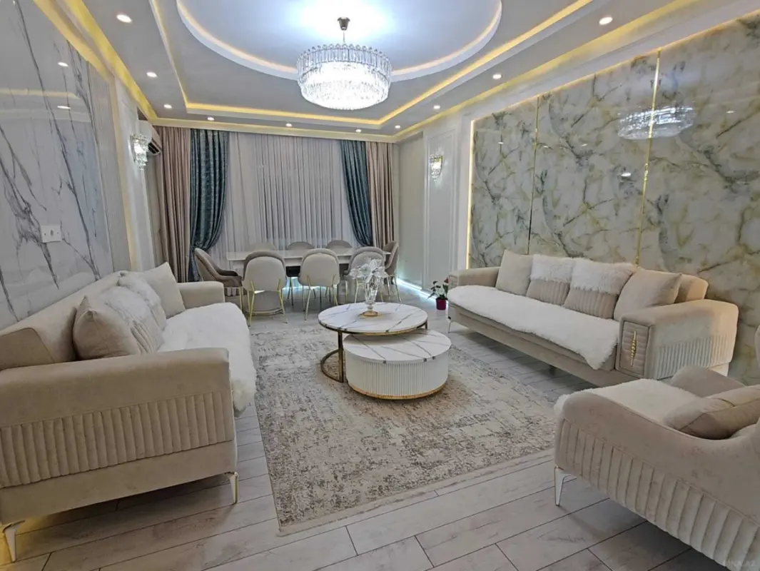 Kirayə verilir 3 otaqlı mənzil 140 m²