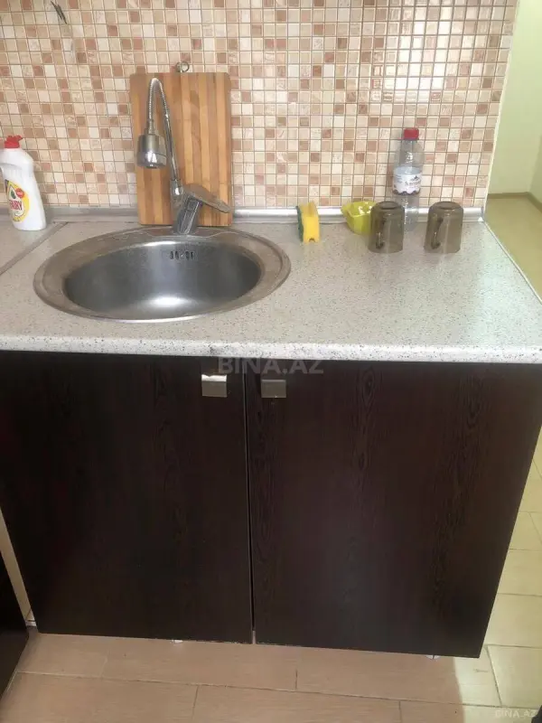 Kirayə verilir 1 otaqlı mənzil 40 m²