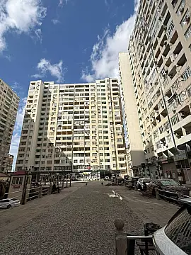 Satılır 2 otaqlı mənzil 62 m² — Bakı, Həzi Aslanov qəs. 2 otaq 62.00 m²