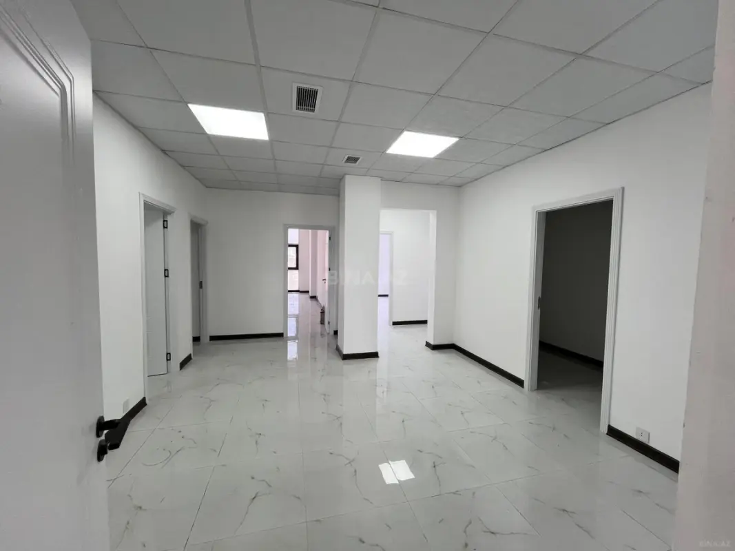 Kirayə verilir 6 otaqlı ofis 134 m²