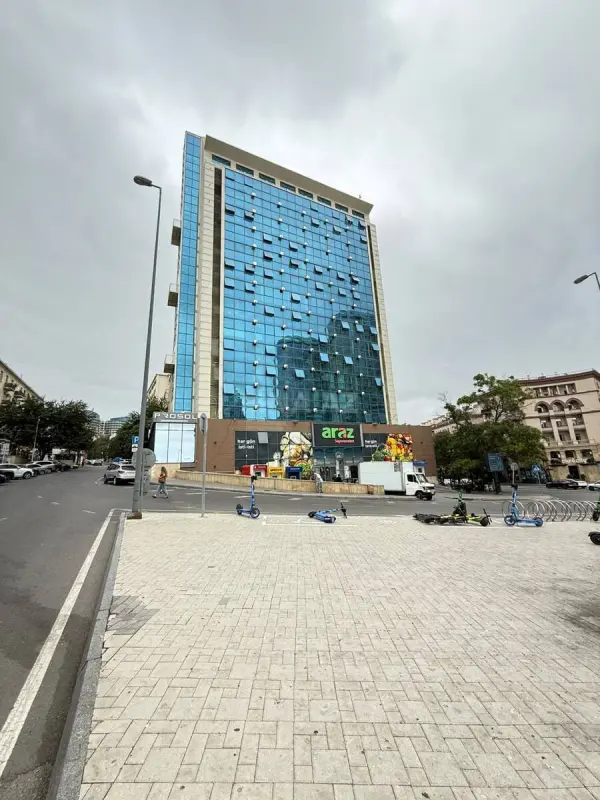 Satılır 3 otaqlı mənzil 85 m²