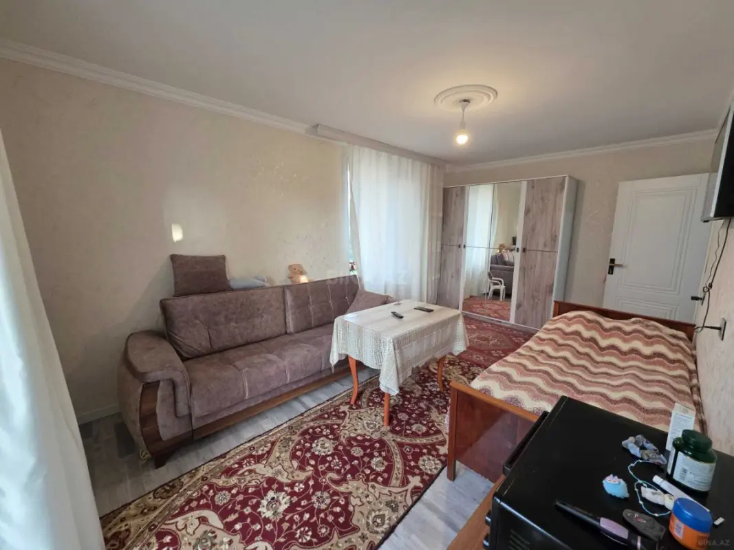 Satılır 1 otaqlı mənzil 40 m²