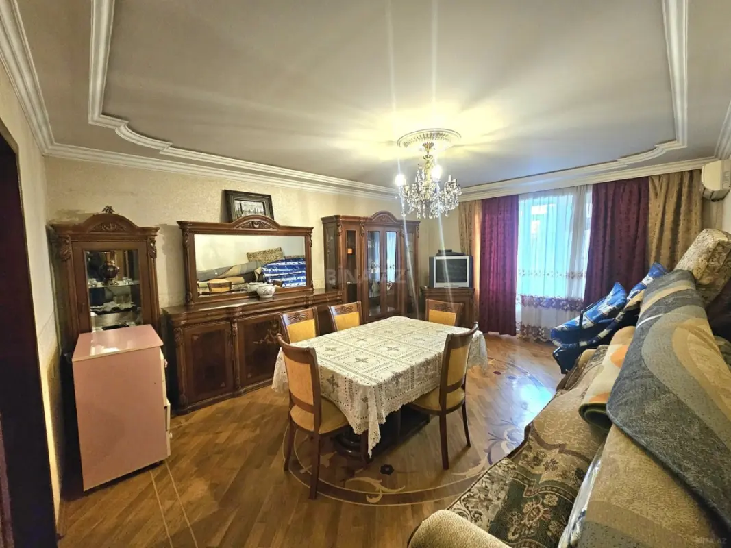 Satılır 2 otaqlı mənzil 70 m²