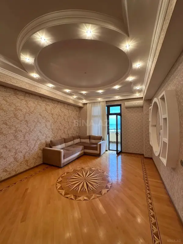 Kirayə verilir 2 otaqlı mənzil 85 m²