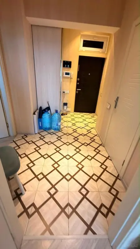 Satılır 2 otaqlı mənzil 70 m²