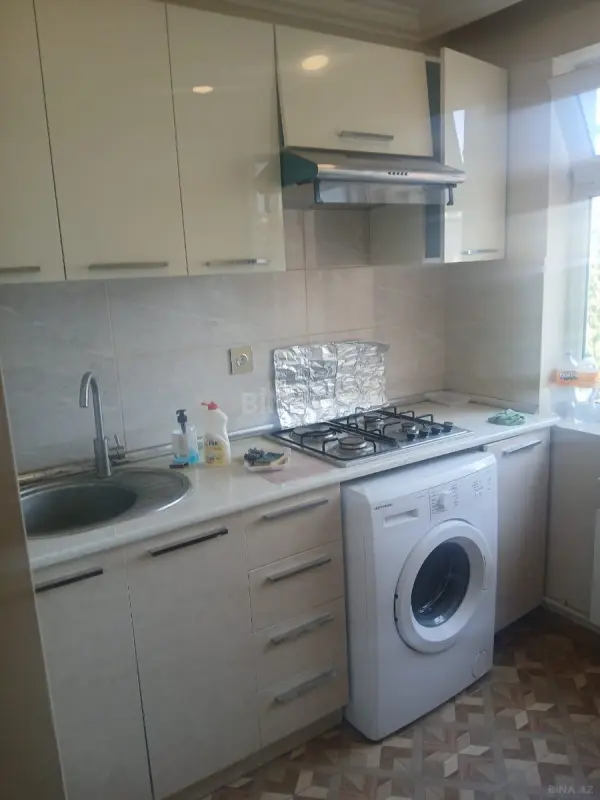 Kirayə verilir 1 otaqlı mənzil 40 m²