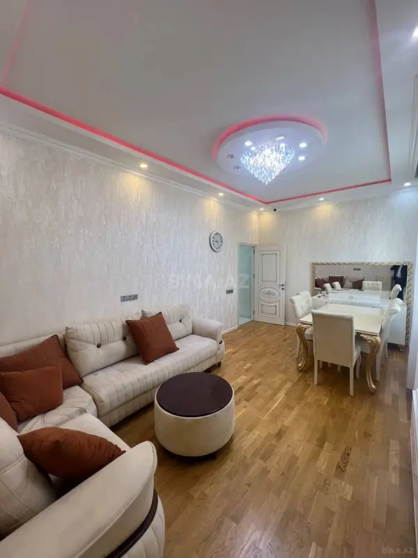 Satılır 2 otaqlı mənzil 69 m²