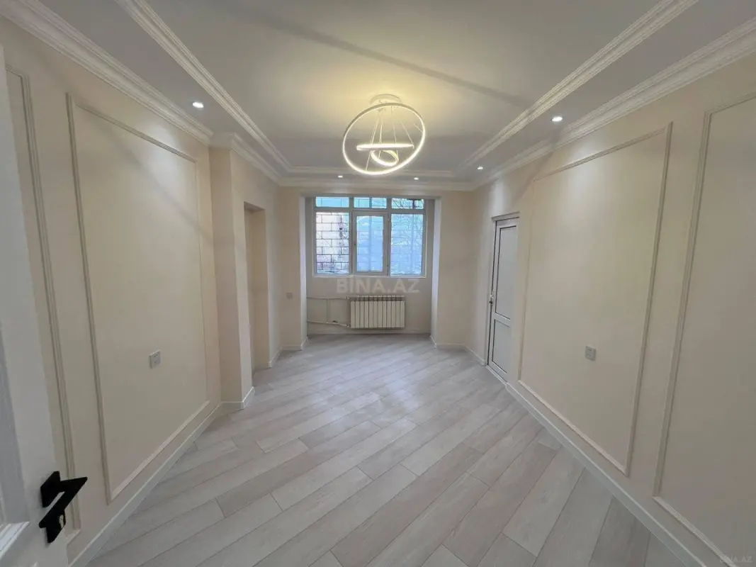 Satılır 4 otaqlı mənzil 102 m²