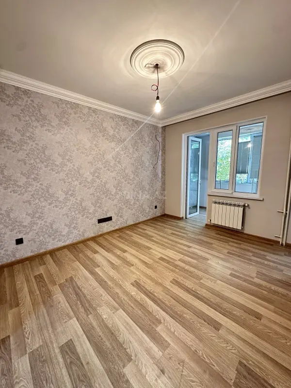 Satılır 2 otaqlı mənzil 52 m²