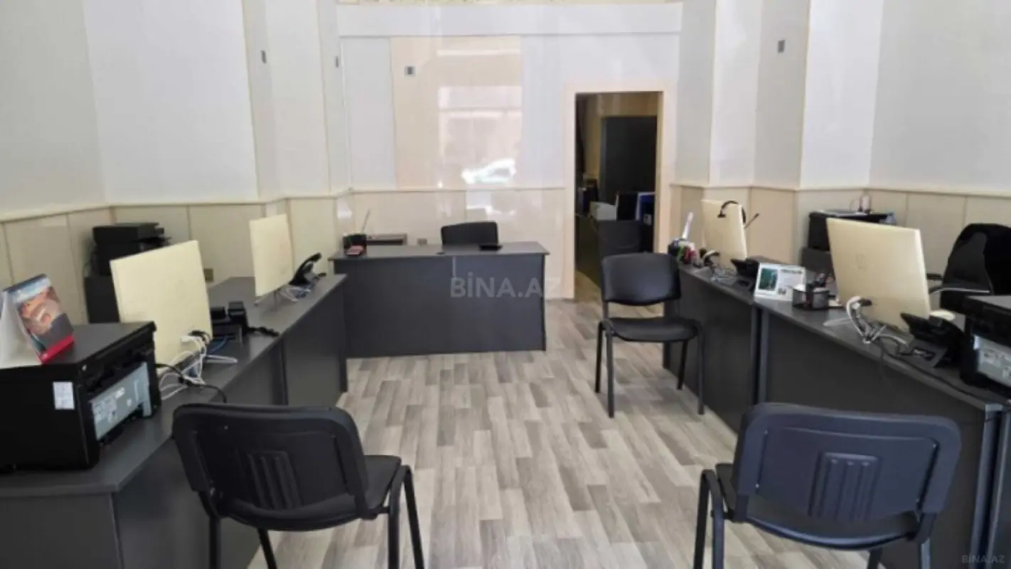 Kirayə verilir 6 otaqlı ofis 200 m²