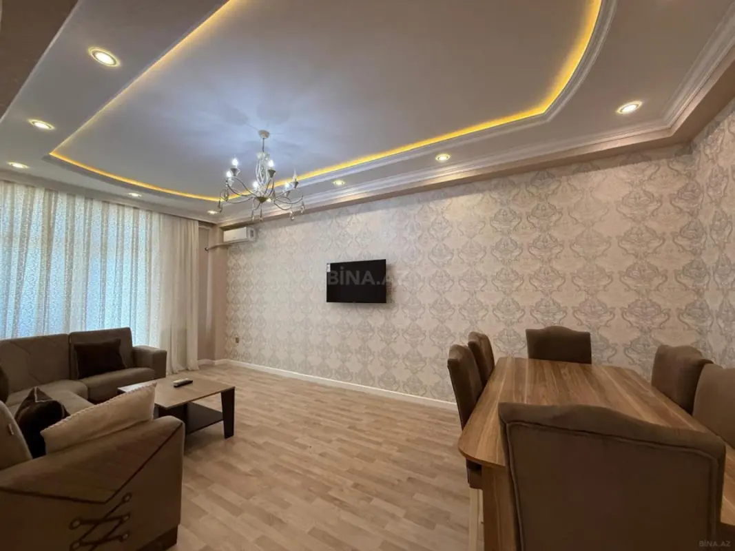 Kirayə verilir 2 otaqlı mənzil 90 m²