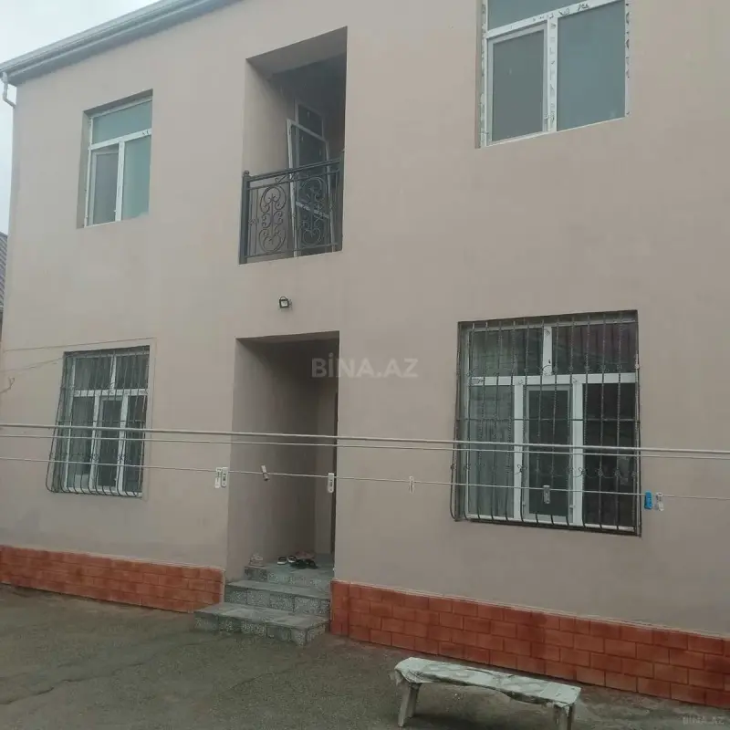 Satılır 5 otaqlı həyət evi 160 m²