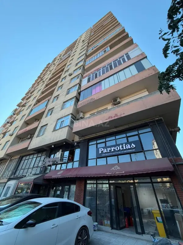 Satılır 3 otaqlı mənzil 120 m²