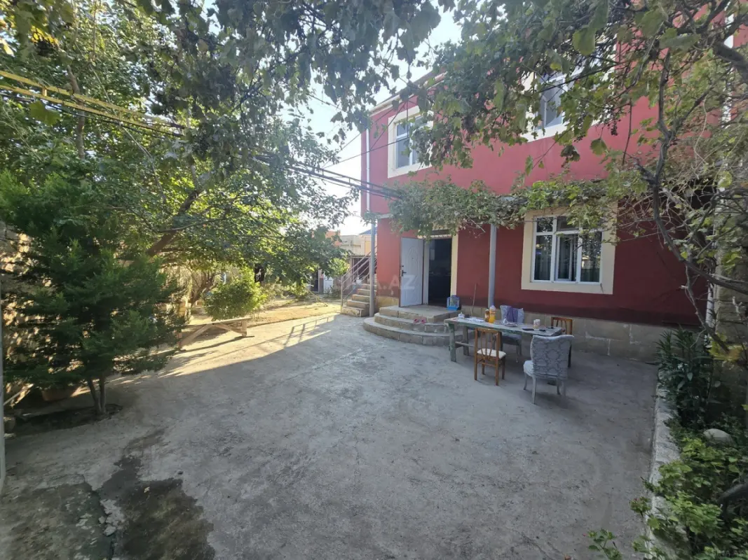 Satılır 5 otaqlı həyət evi 120 m²