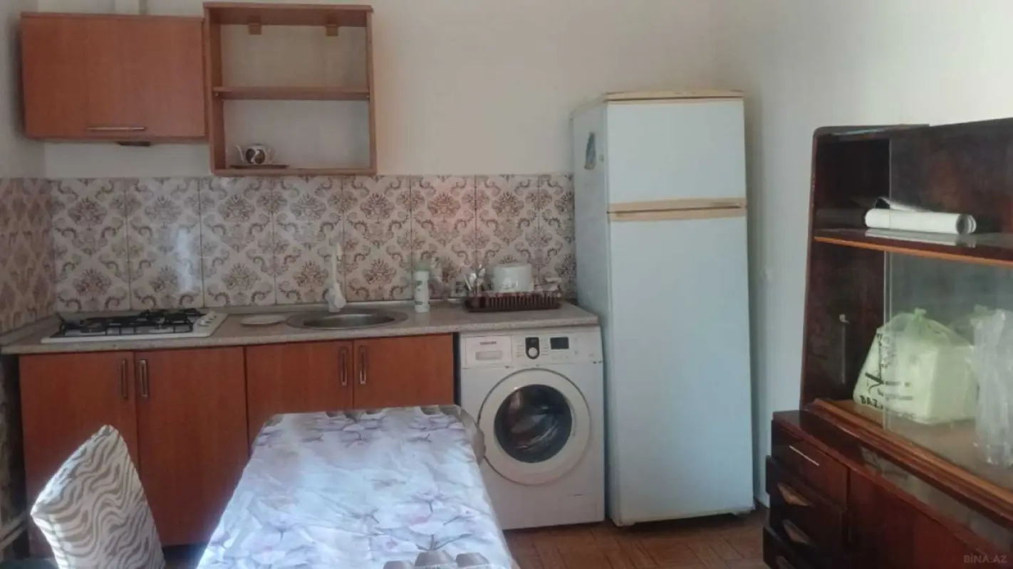 Kirayə verilir 2 otaqlı həyət evi 45 m²