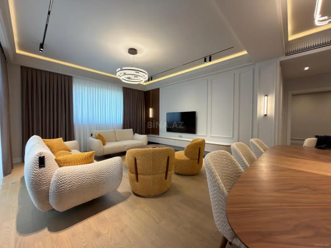 Kirayə verilir 3 otaqlı mənzil 163 m²