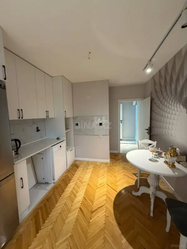 Satılır 3 otaqlı mənzil 80 m²