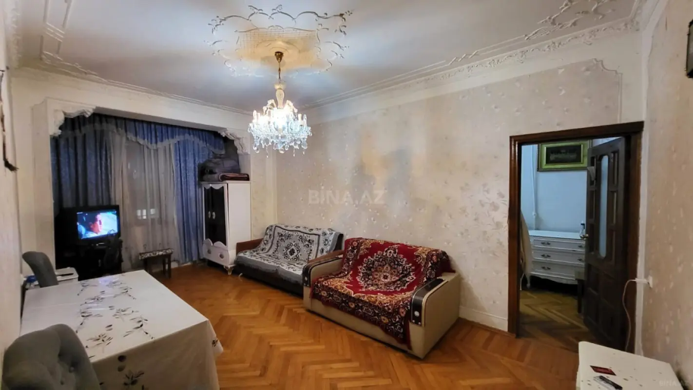 Satılır 2 otaqlı mənzil 50 m²