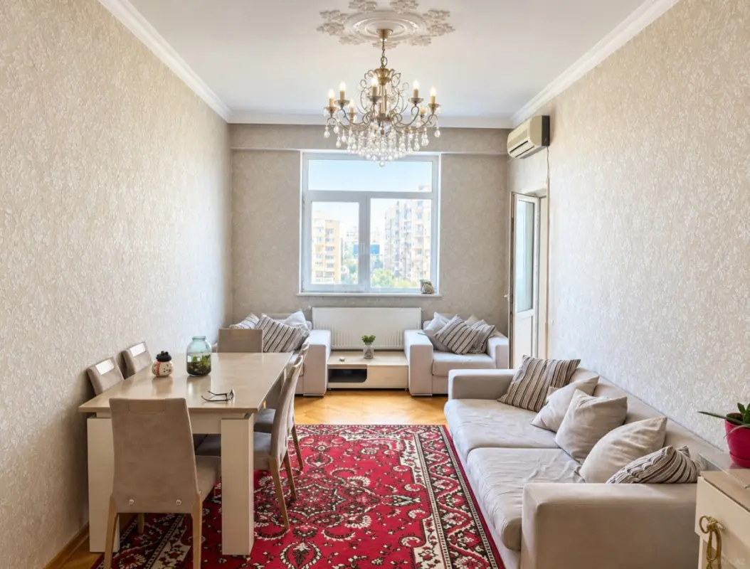 Satılır 2 otaqlı mənzil 75 m²