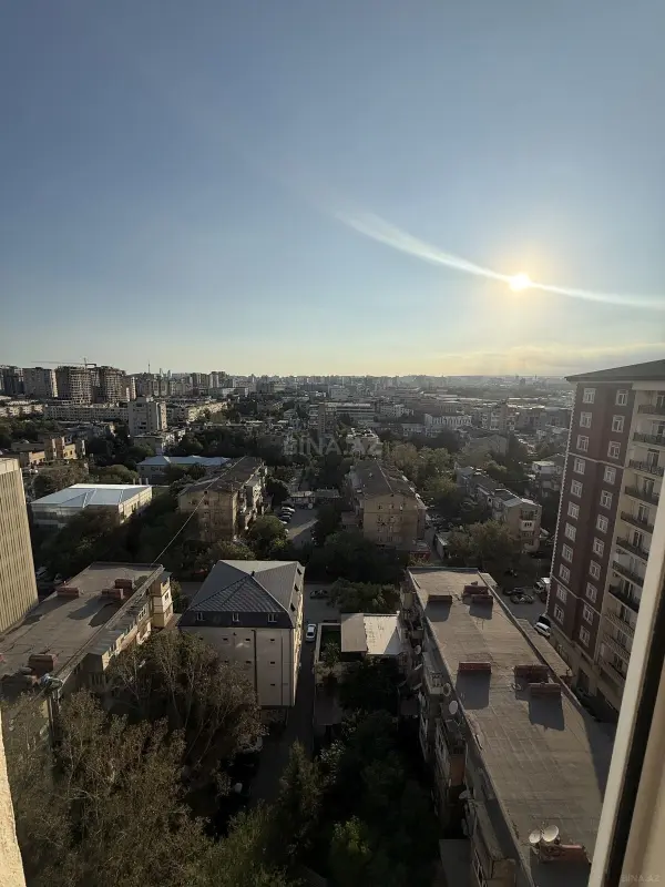 Kirayə verilir 2 otaqlı mənzil 80 m²