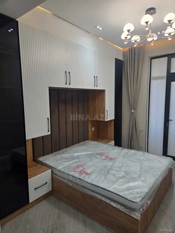 Kirayə verilir 2 otaqlı mənzil 77 m²