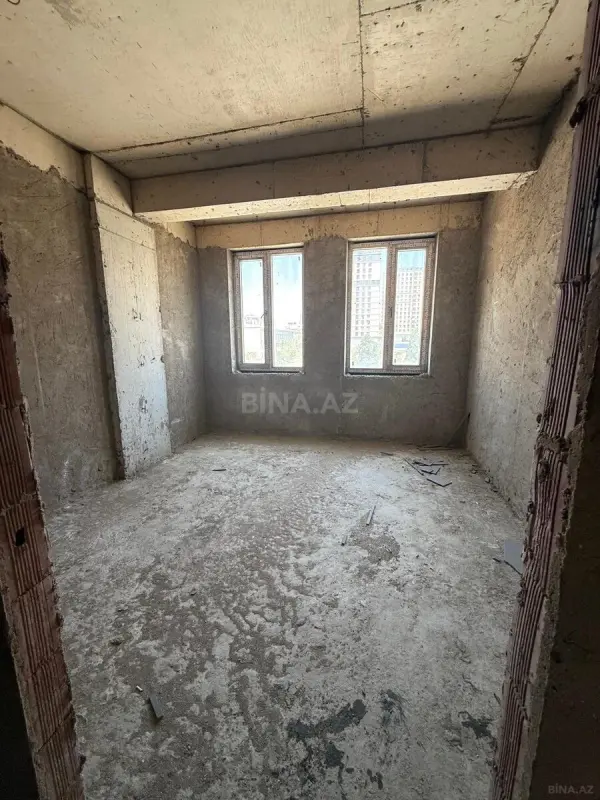 Satılır 3 otaqlı mənzil 105 m²