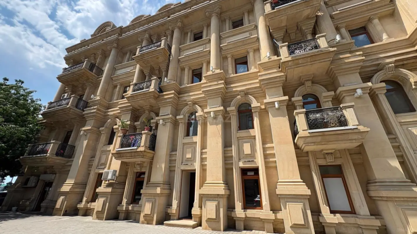 Satılır obyekt 120 m²