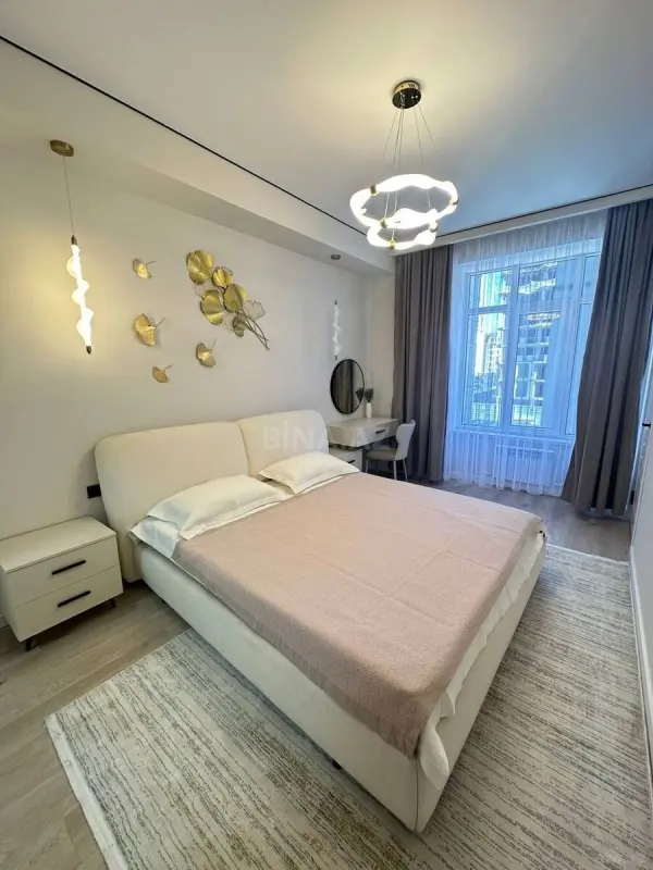 Kirayə verilir 3 otaqlı mənzil 110 m²