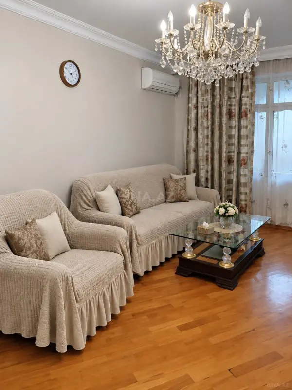 Satılır 3 otaqlı mənzil 70 m²