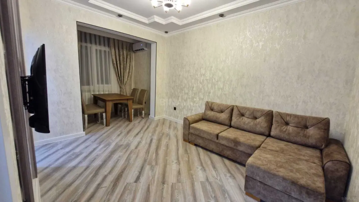Kirayə verilir 2 otaqlı mənzil 45 m²