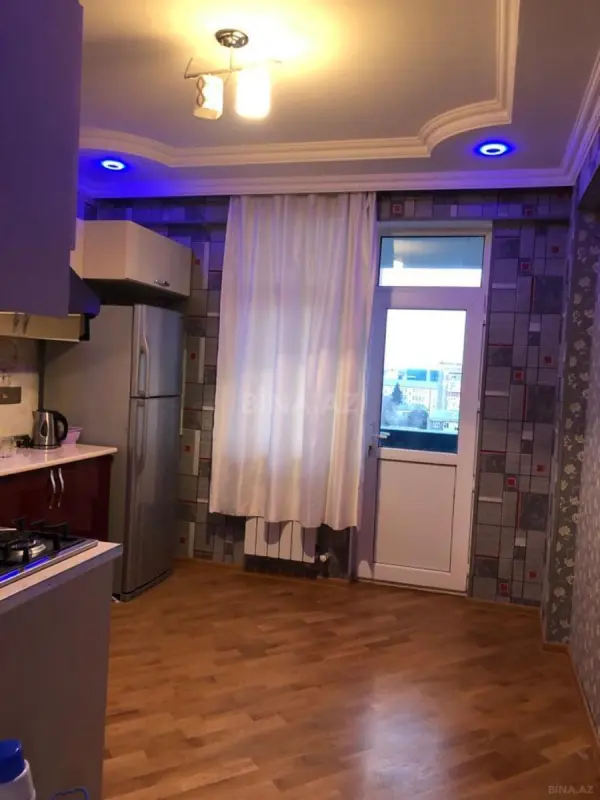 Kirayə verilir 3 otaqlı mənzil 110 m²