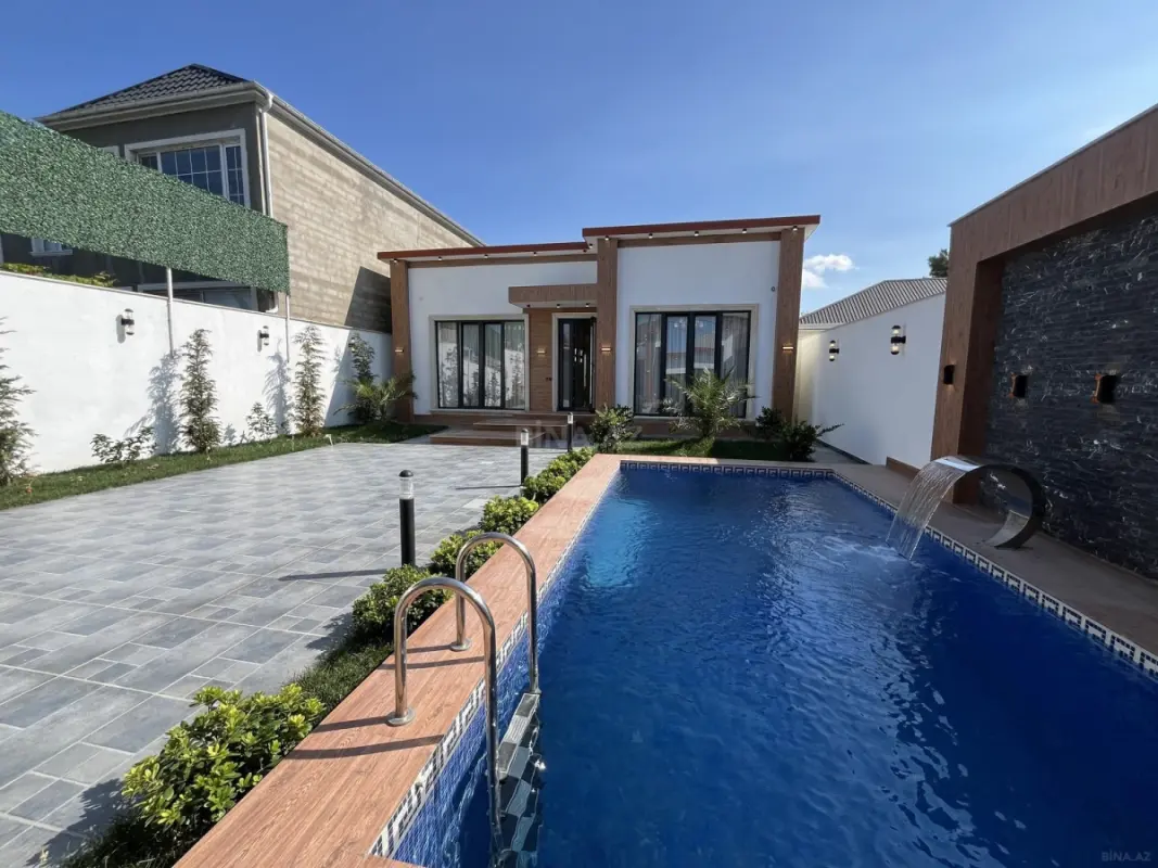 Satılır 4 otaqlı həyət evi 180 m²