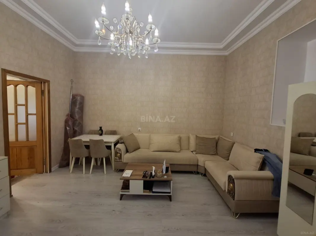 Satılır 2 otaqlı mənzil 70 m²