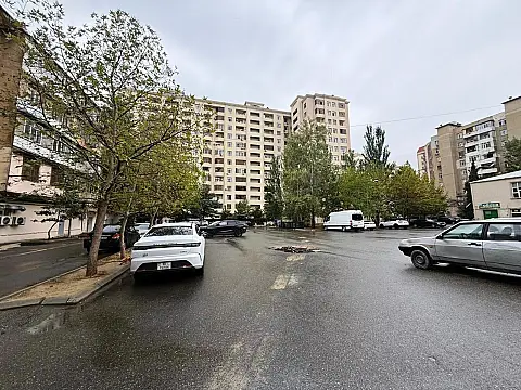 Satılır 2 otaqlı mənzil 65 m² — Bakı, Bakıxanov 2 otaq 65.00 m²