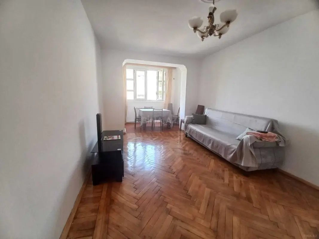 Kirayə verilir 2 otaqlı mənzil 45 m²