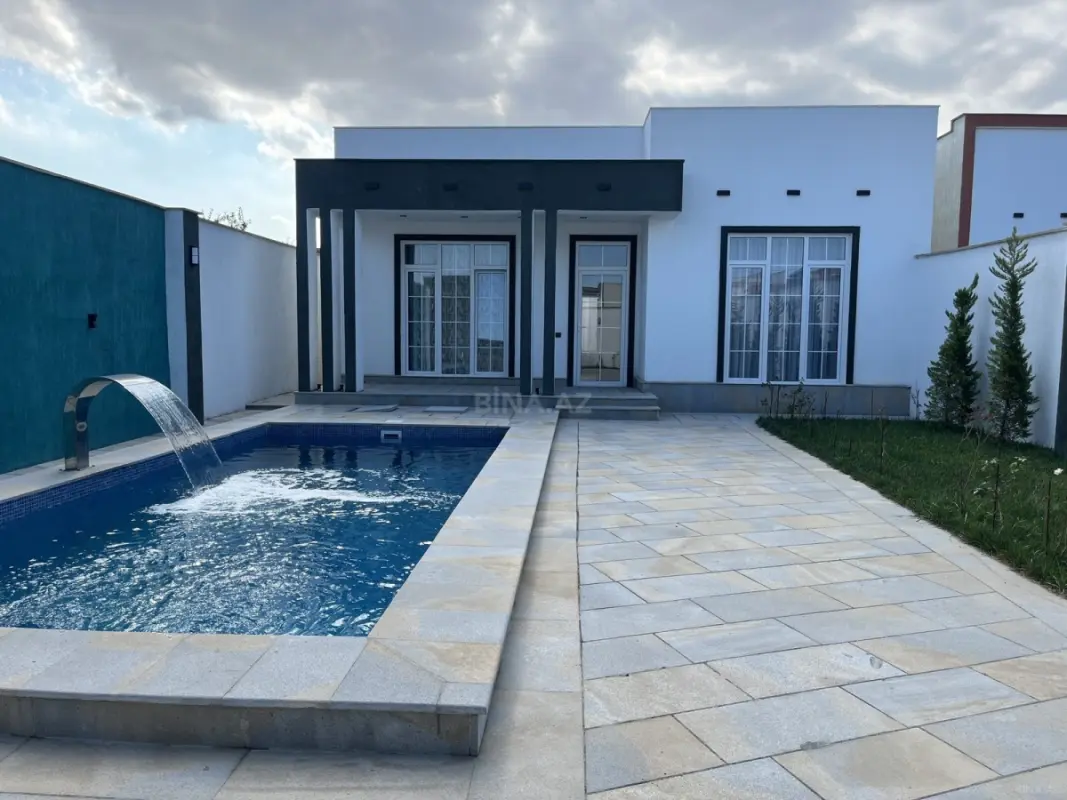 Satılır 4 otaqlı həyət evi 130 m²