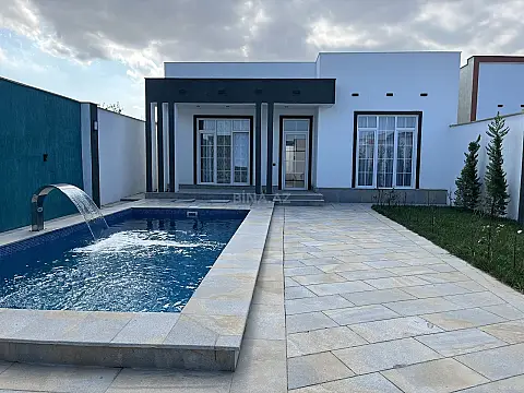 Satılır 4 otaqlı həyət evi 130 m² — Bakı, Şüvəlan 4 otaq 130.00 m²