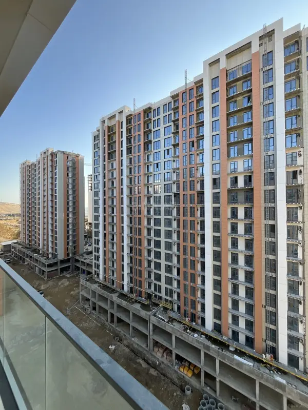 Satılır 3 otaqlı mənzil 72 m²