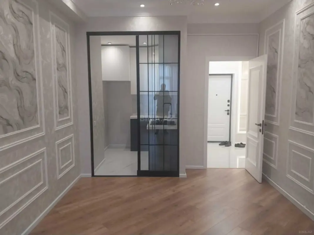 Satılır 2 otaqlı mənzil 66 m²