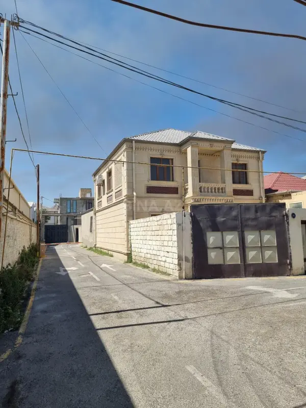 Satılır 5 otaqlı həyət evi 150 m²