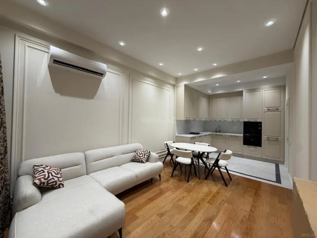 Kirayə verilir 3 otaqlı mənzil 100 m²