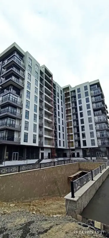 Satılır 2 otaqlı mənzil 66.8 m²